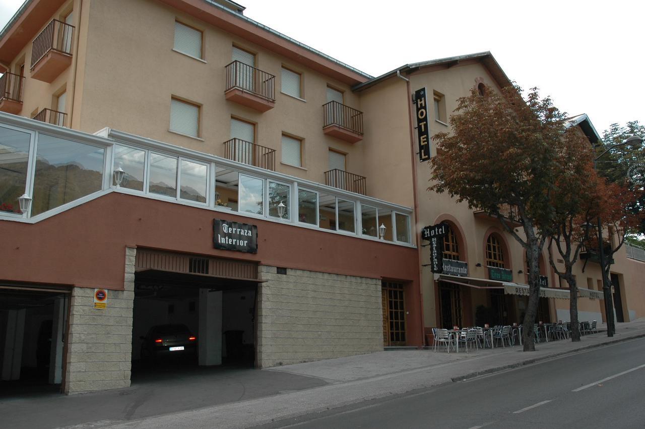 Hotel Tres Arcos San Lorenzo de El Escorial Extérieur photo